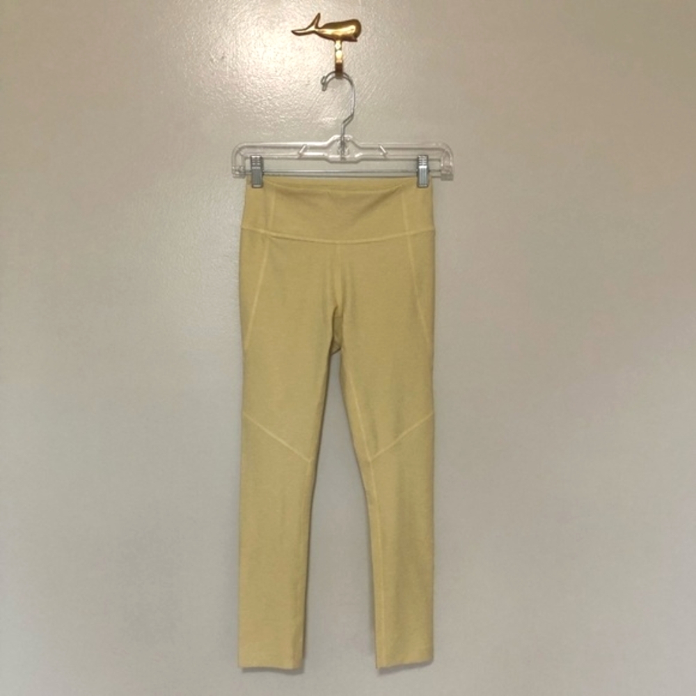 Outdoor Voices 3/4 Warmup Legging Dandelion Yellow New NWT XS
